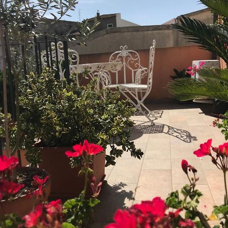 Bed & Breakfast La Casa Antica Macomer Exteriör bild