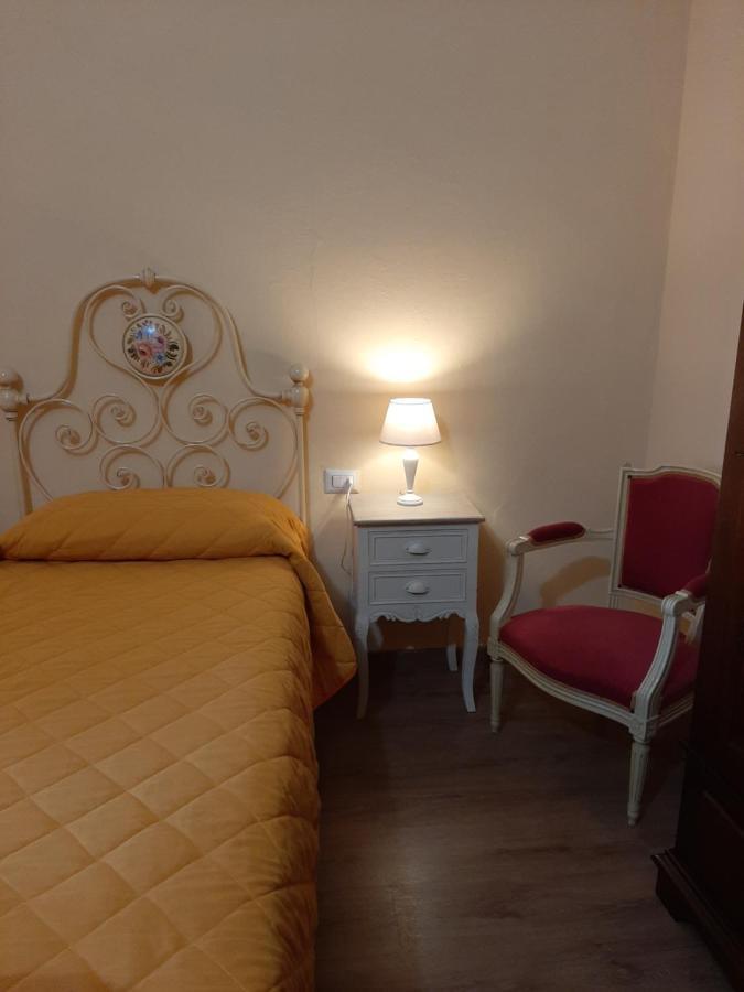 Bed & Breakfast La Casa Antica Macomer Exteriör bild