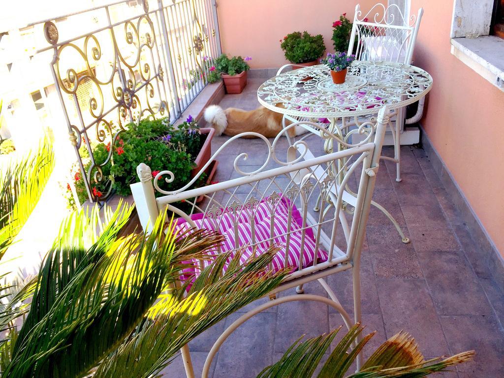Bed & Breakfast La Casa Antica Macomer Exteriör bild