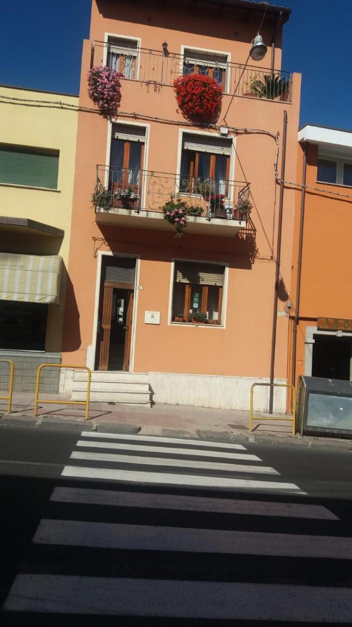 Bed & Breakfast La Casa Antica Macomer Exteriör bild
